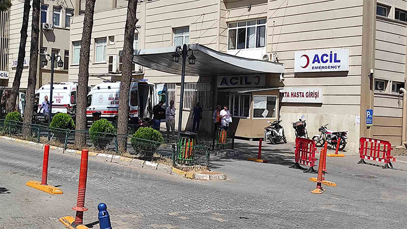 Şanlıurfa’da gelenek bozulmadı! Kurban yerine kendilerini kestiler