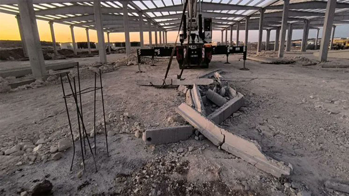 Korkunç olay: Üzerine beton düşen işçi hayatını kaybetti