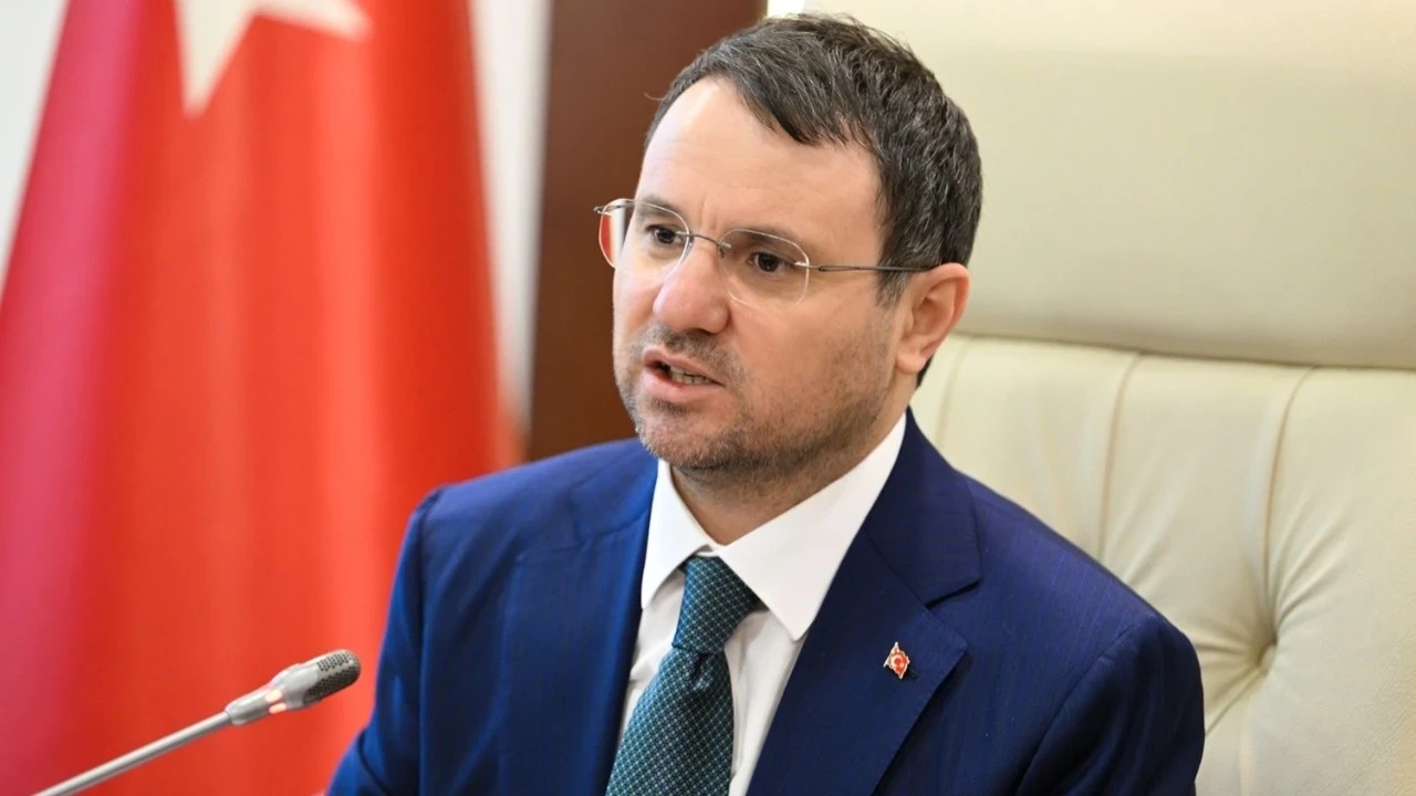 Bakan Gürlek duyurdu… 14 ilde eş zamanlı şafak operasyonunda 382 gözaltı
