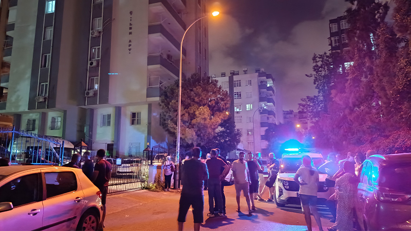 Aile faciası: Eşini ve kızını öldüren memur canına kıydı