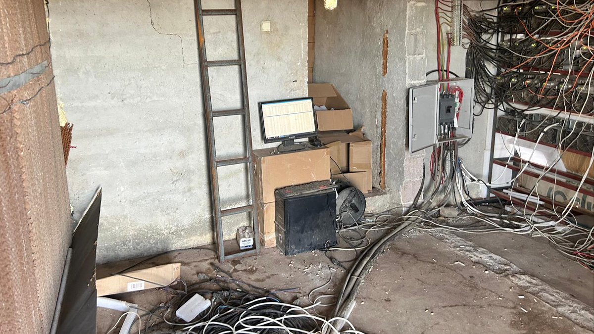 Şanlıurfa’da kaçak Bitcoin madenciliği operasyonu! Milyonluk cihazlar ele geçirildi