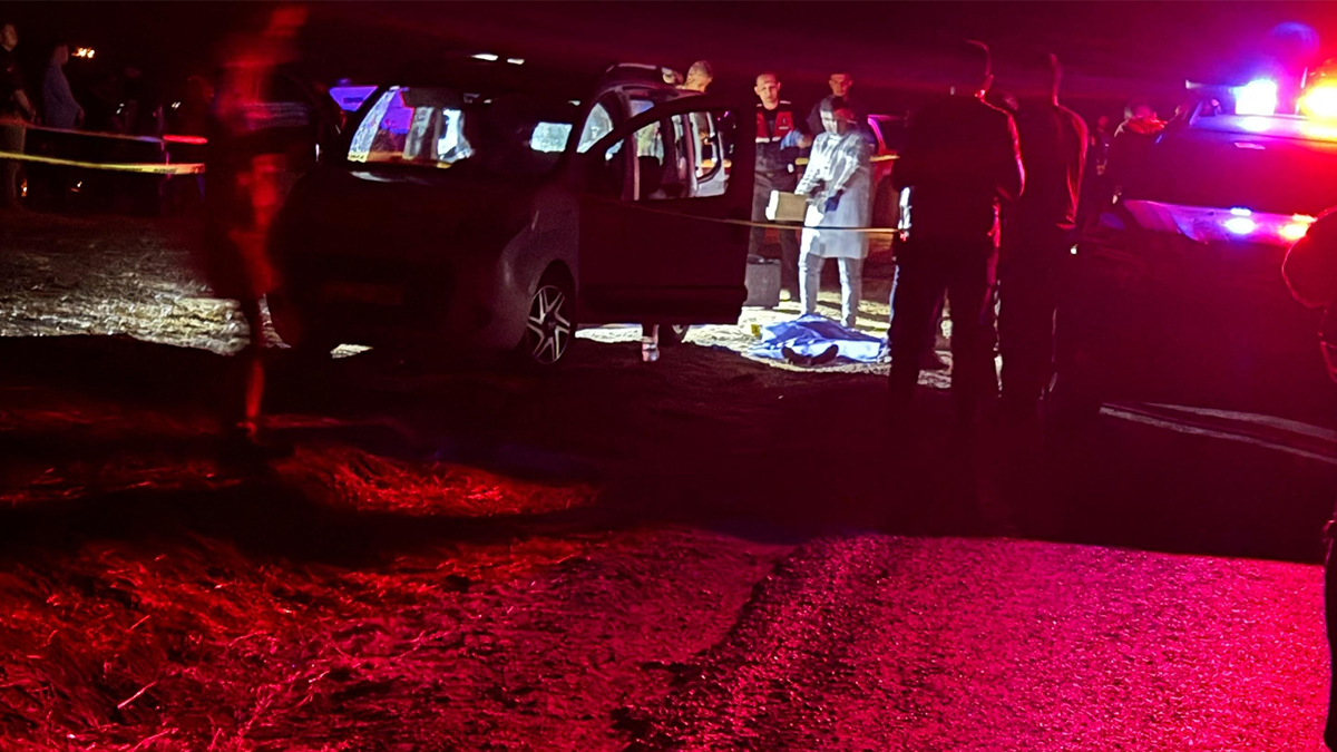 Kanlı pusu! Araçtaki aile katledildi