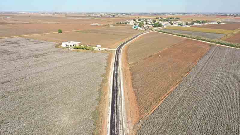Akçakale'de yollar modernleşiyor