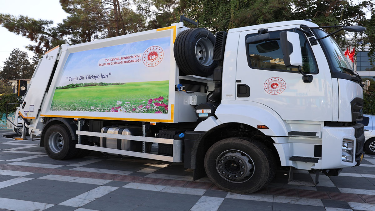Akçakale Belediyesi araç filosunu güçlendirdi!