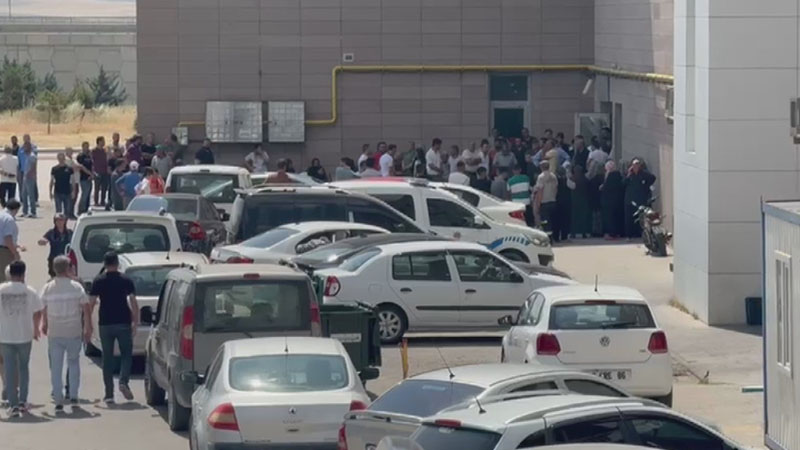 Fabrikada gaz sızıntısı: 2 ölü, 3 yaraIı