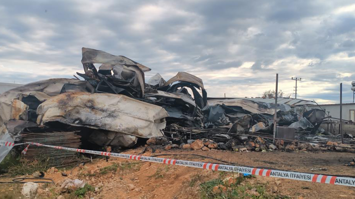 Türkiye bayrama acı haberle uyandı! 6 kişi hayatını kaybetti