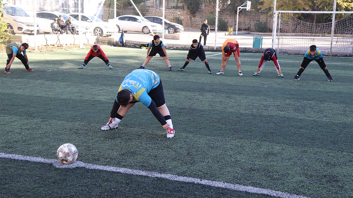 Haliliye’den çocuklara sürpriz yatırım! Voleybol, tekvando..