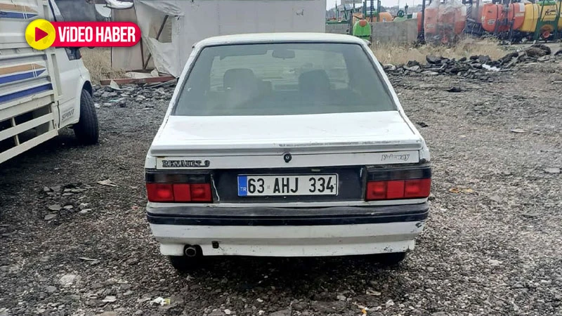 Hırsızlık kamerada! Şanlıurfa'da park halindeki otomobil çalındı