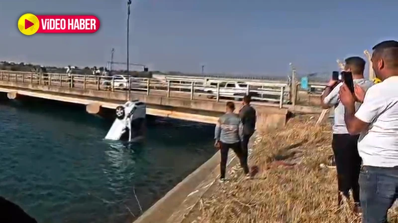 Şanlıurfa’da belediyeye ait araç kanala uçtu: Sürücü son anda kurtuldu