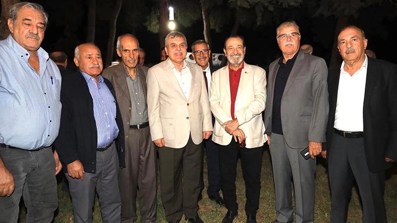 Lise arkadaşları buluşması... Aralarında Beyazgül de var