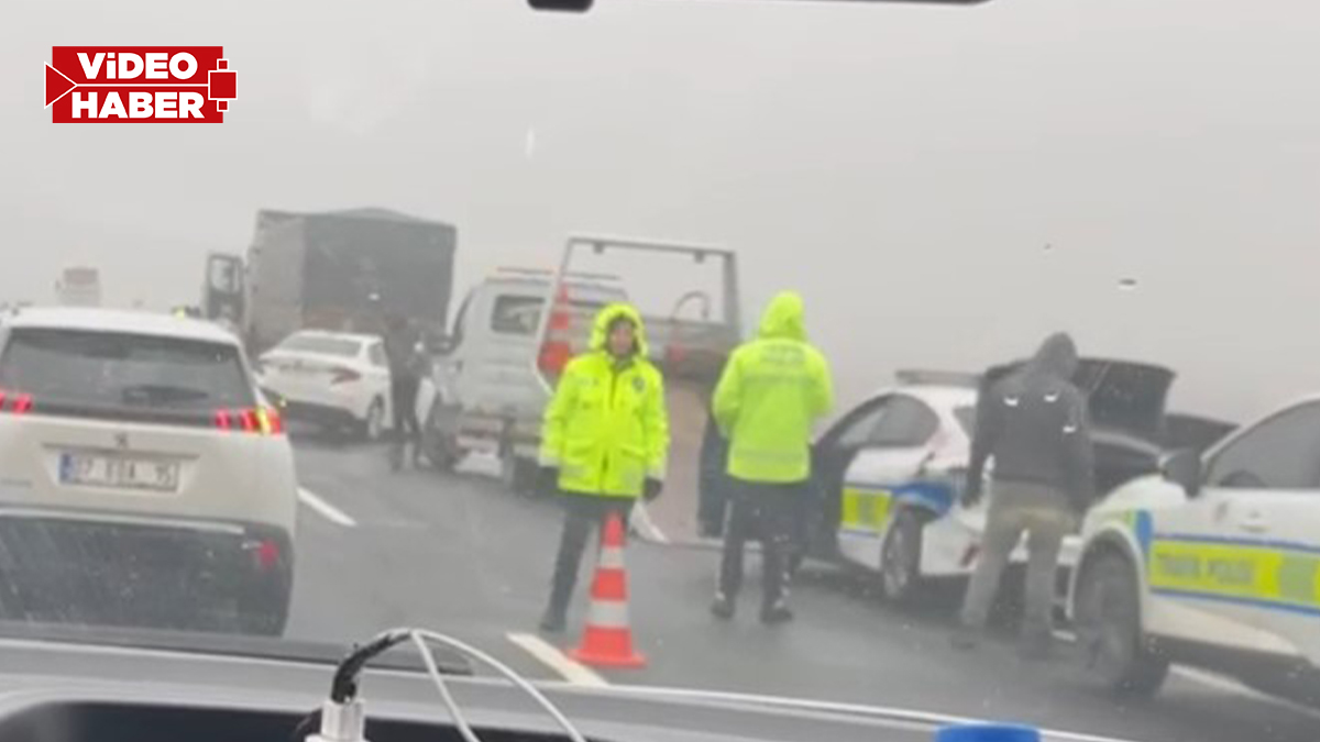 Şanlıurfa’da ucuz atlatılan kaza! Polis aracı zarar gördü