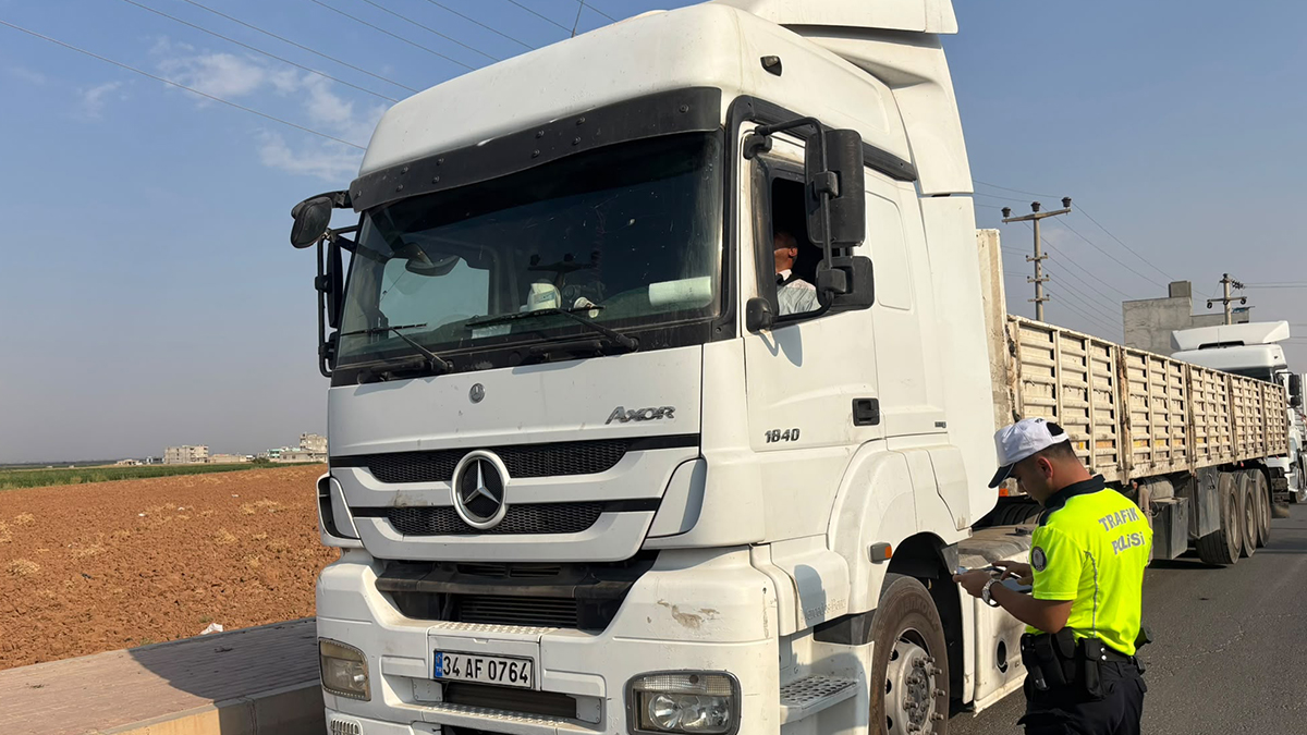 Akçakale’de şok yol uygulaması