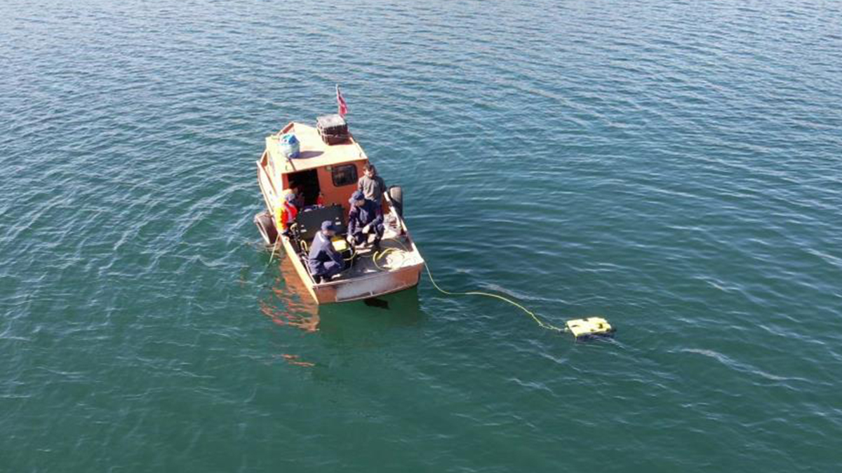 Atatürk Baraj Gölü'ne füze parçaları düştü