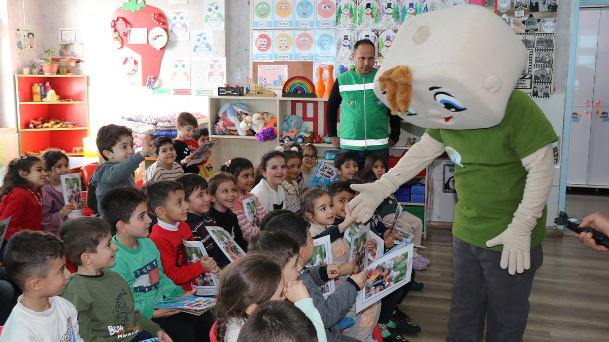 Şanlıurfa’da atıklar oyuncağa, çevre bilinci yarına taşınıyor