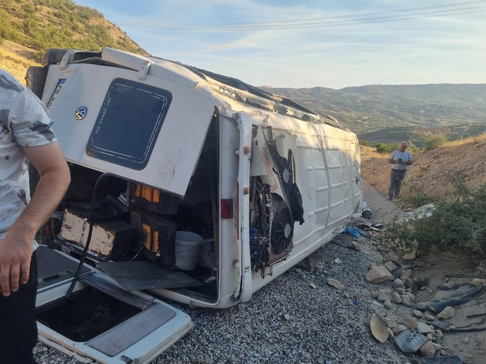 Fıstık işçileri yaptı! 19 yaralı