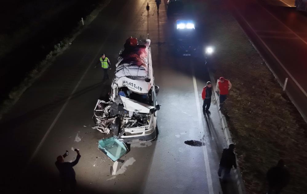 Şanlıurfalı işçilerden üzen haber: Ekmek parası kazanmak için çıktıları yolda kaza yaptılar