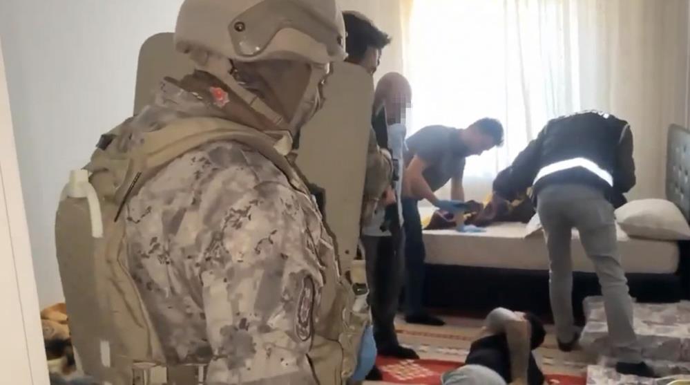 Elazığ'da kurşunlama, Şanlıurfa'da operasyon! Çok sayıda gözaltı...