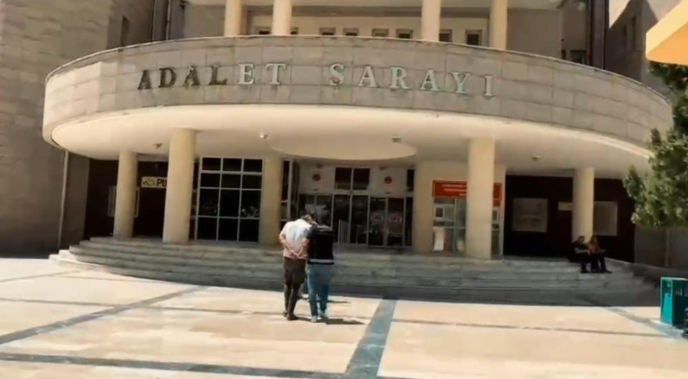 "Şanlı topraklarda zehire geçit yok"... İki ilçede uyuşturucu operasyonu!
