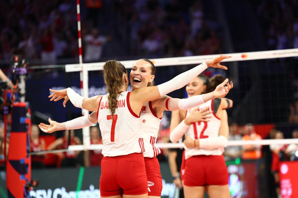 CEV Avrupa Şampiyonası: Şampiyon Türkiye!