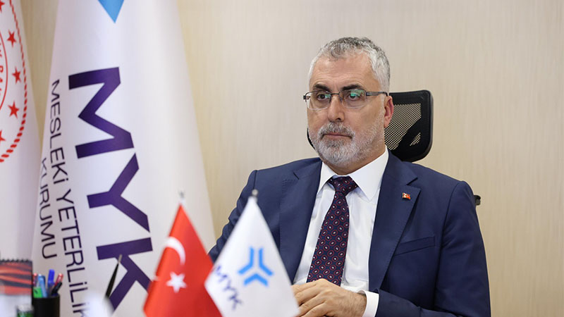 Bakan Işıkhan'dan asgari ücret mesajı