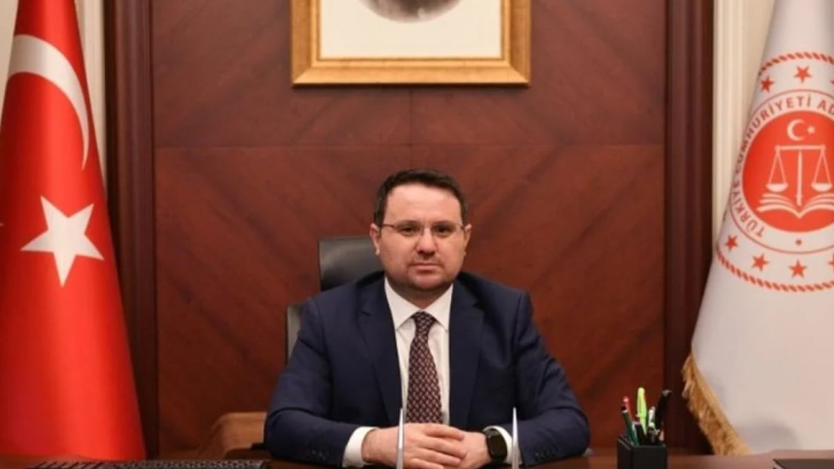 Bakan Gürlek: Şahsa özgü bir düzenleme komisyon raporunda yok