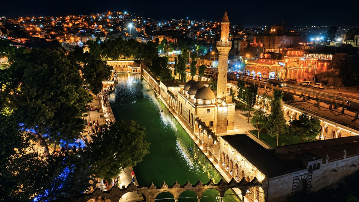 Balıklıgöl yılların yıpranmışlığından kurtuluyor! Sil baştan…