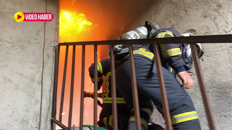 Şanlurfa’da korkutan yangın! Ev kullanılamaz hale geldi (26.04.2024)