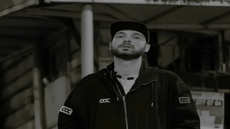 Ünlü rapçi tutuklandı: Evinden çıkanlar şaşkınlık yarattı