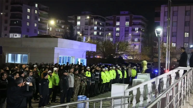 İlçede "Huzur 63" operasyonu! Emniyet Müdürü de katıldı... (08.02.2025)