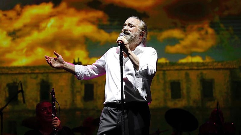 Ünlü sanatçı ölüme 'Sahnede' yakalandı