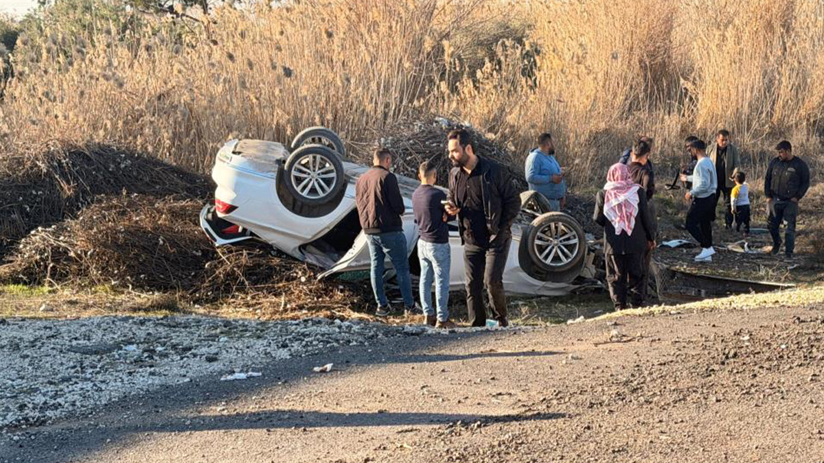 Şanlıurfa’da facia kıl payı atlatıldı! Pamuk sapları sürücünün hayatını kurtardı