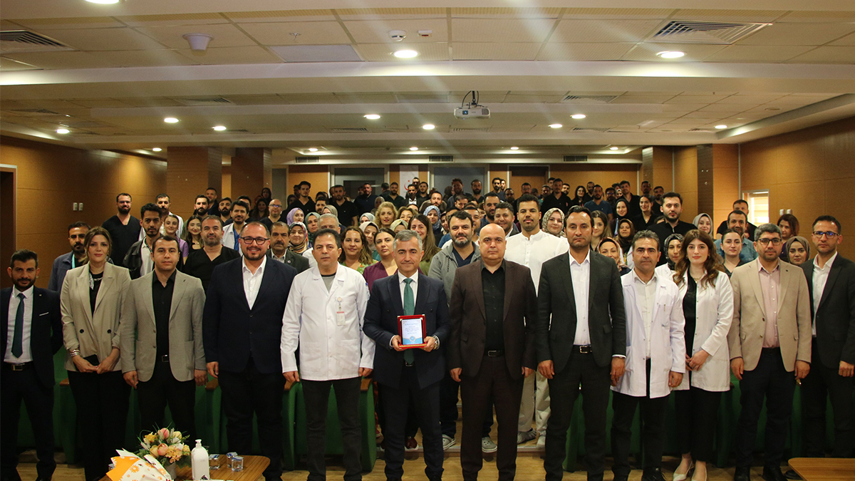 Şanlıurfa’da devir teslim yapıldı! Yeni başhekim göreve başladı