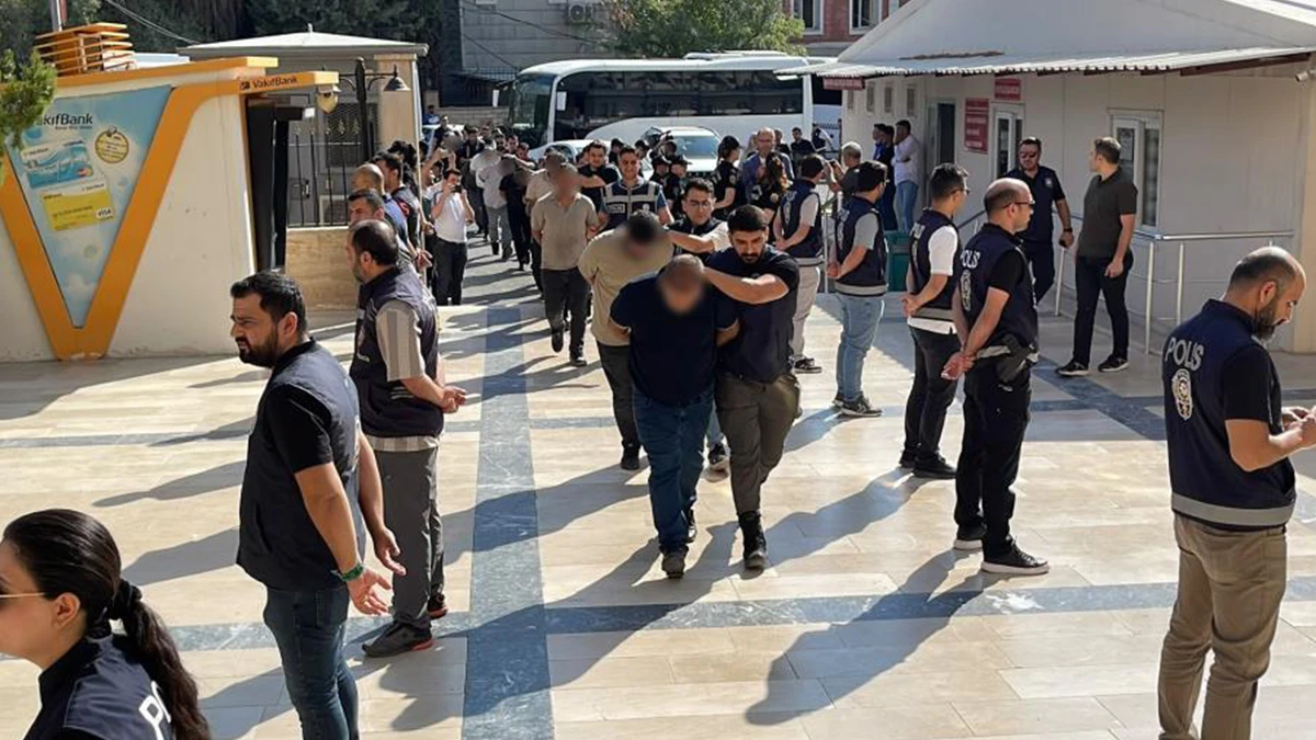 Şanlıurfa merkezli dev operasyon! Çok sayıda şüpheli adliyeye sevk edildi