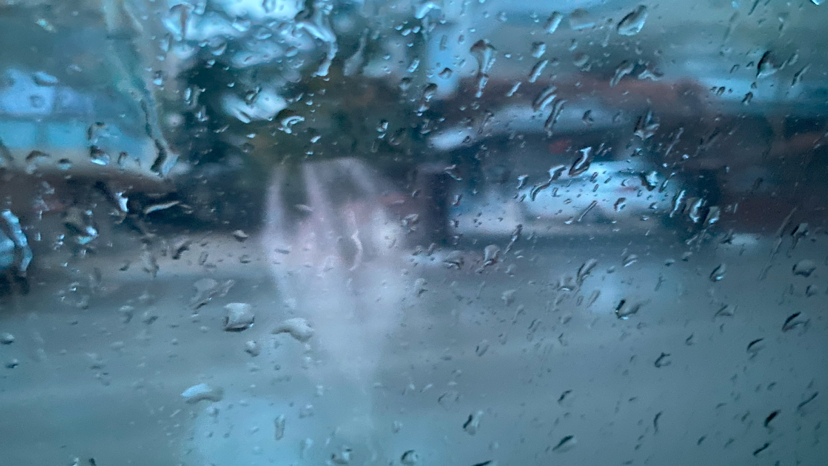 Şanlıurfa yeni güne yağmurla başladı!