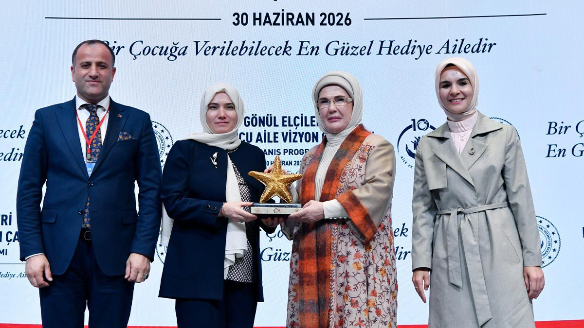 Koruyucu Aile Çalıştayı'nda Şanlıurfa'ya özel ödül