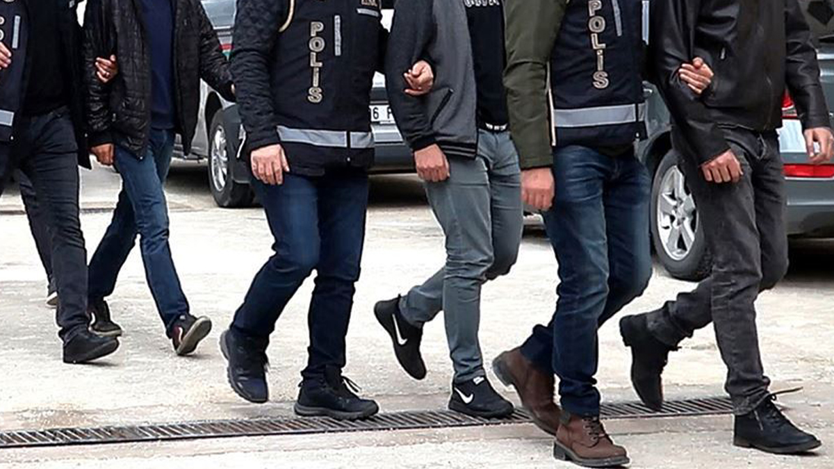 Vize şirketlerine operasyon! 6 ilde 49 kişi gözaltına alındı