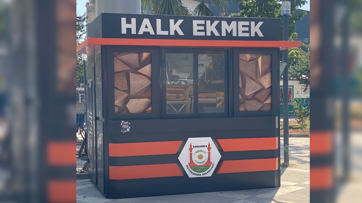 Şanlıurfa’da vatandaşları sevindiren haber: Bir mahallede daha halk ekmek satışı başladı