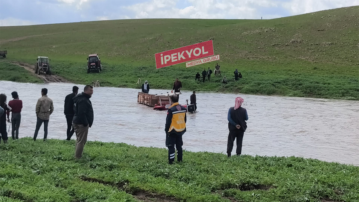 Şanlıurfa'da can pazarı: Traktör dereye uçtu, 3 kişi mahsur kaldı!