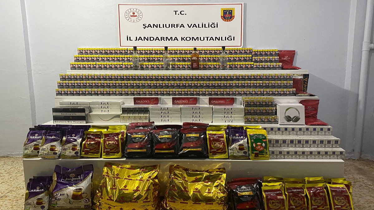 Şanlıurfa'da jandarmadan dev operasyon: Çok sayıda tütün ve alkol ele geçirildi