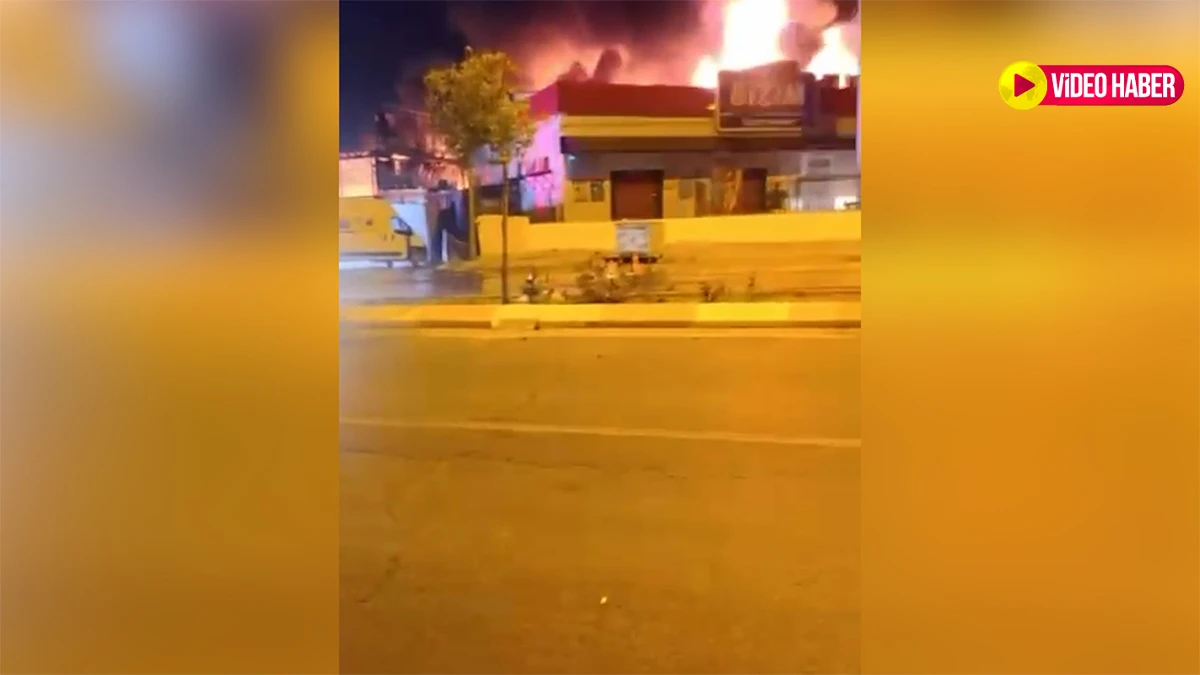 Şanlıurfa'da korkutan yangın: Ekiplerden müdahale
