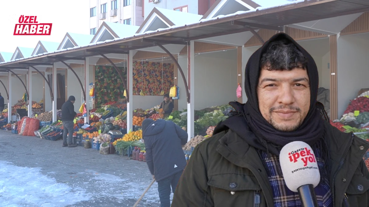 Şanlıurfa'da kar yağışı pazar tezgahını vurdu: Fiyatlar el yakıyor...