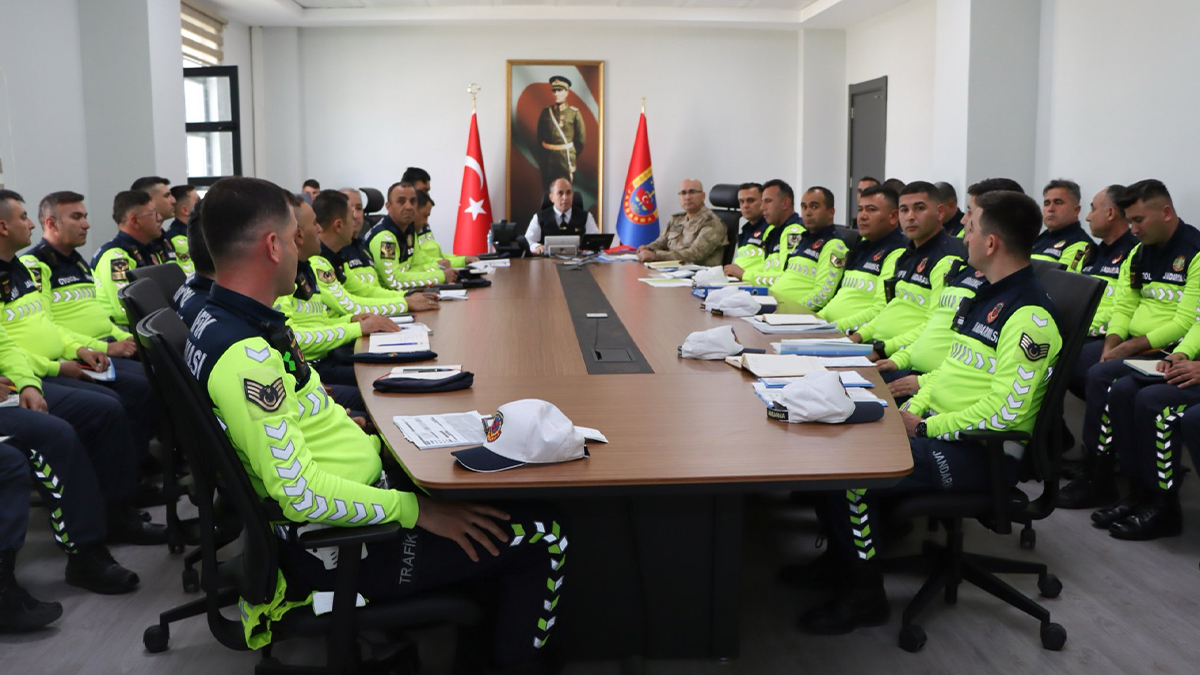 Şanlıurfa’da trafik güvenliği için yeni tedbirler belirlendi!