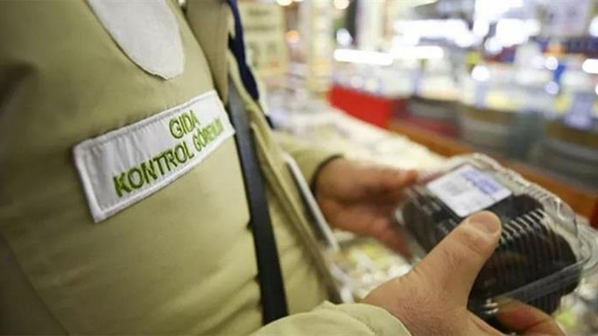 Bakan Yumaklı duyurdu: Bir ayda gıda fırsatçılarına 242 milyon lira rekor ceza