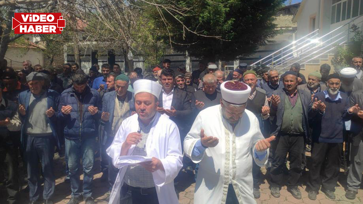 Bu kez yağmur duasına değil 'Şükür' duasına çıktılar