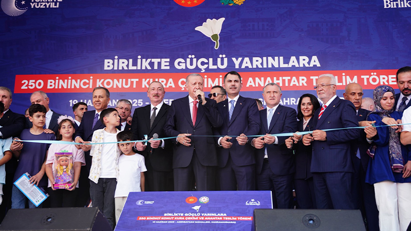 Şanlıurfa'da bin 250 konut daha hak sahiplerine teslim edildi
