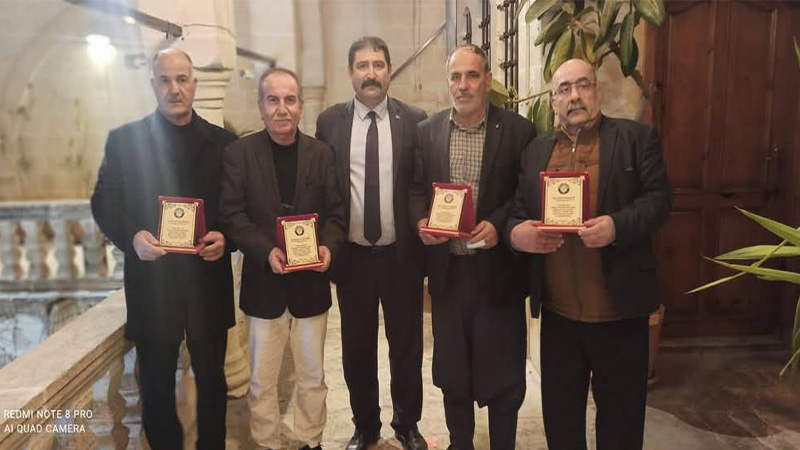 Şanlıurfa'da emekliye ayrılanlar için anlamlı veda