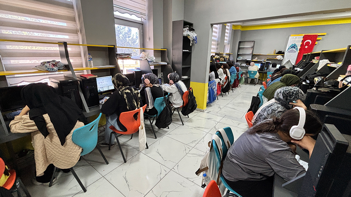 Eyyübiye'de ücretsiz kurslarla gençlere destek