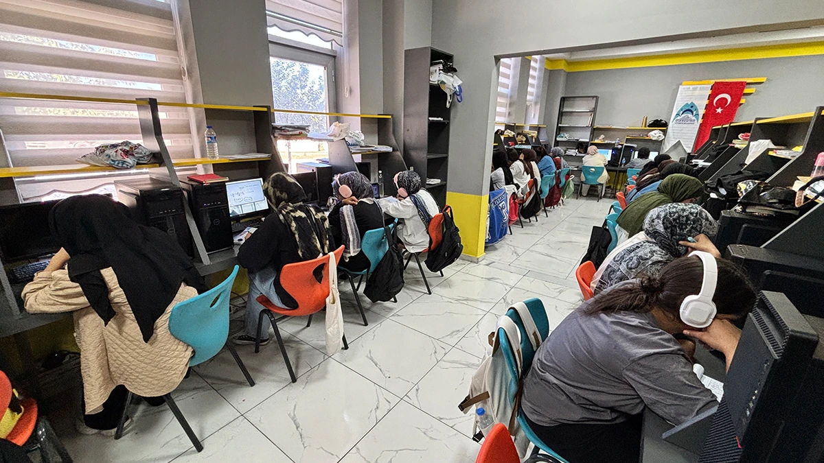 Eyyübiye'de ücretsiz kurslarla gençlere destek