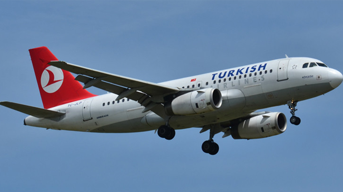 THY'den 29 Ekim'e özel uçak bileti... Binlerce koltuk indirime girdi