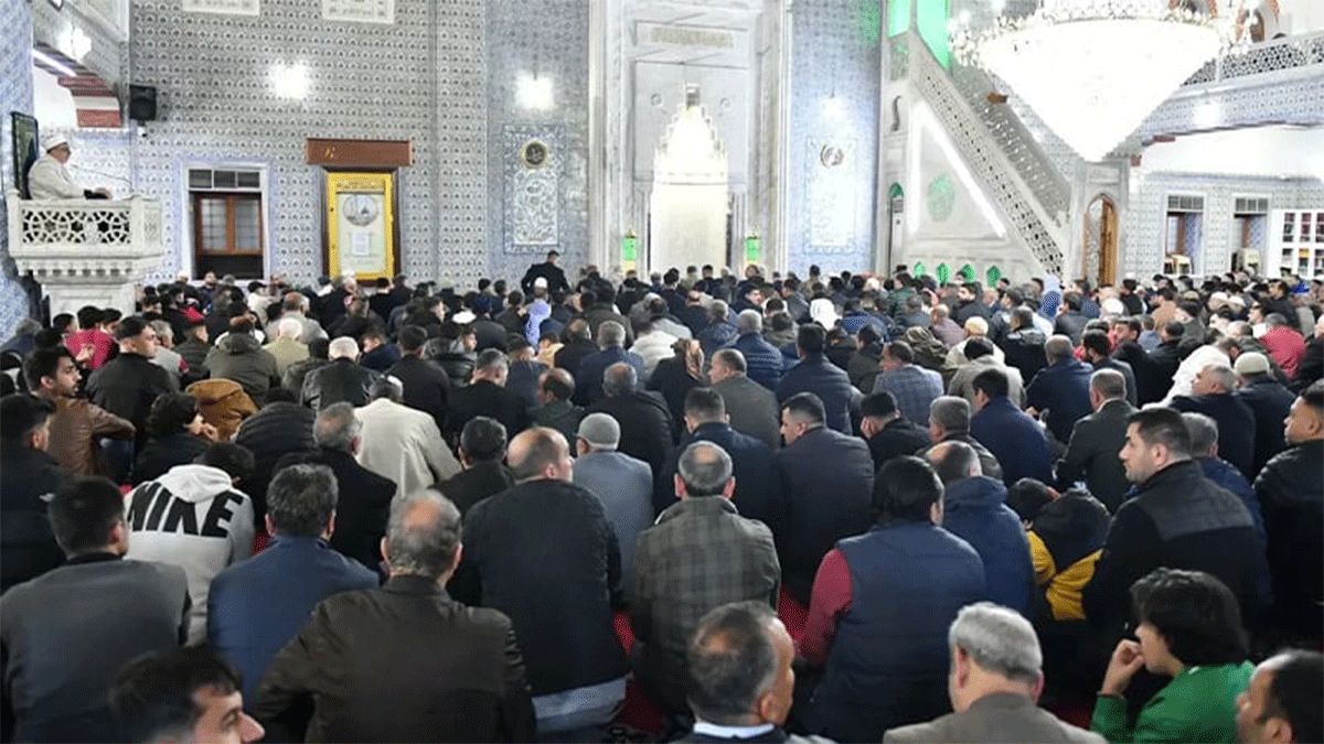 Şanlıurfa’da bayram namazı saat kaçta kılınacak? İlçe ilçe saatler belli oldu